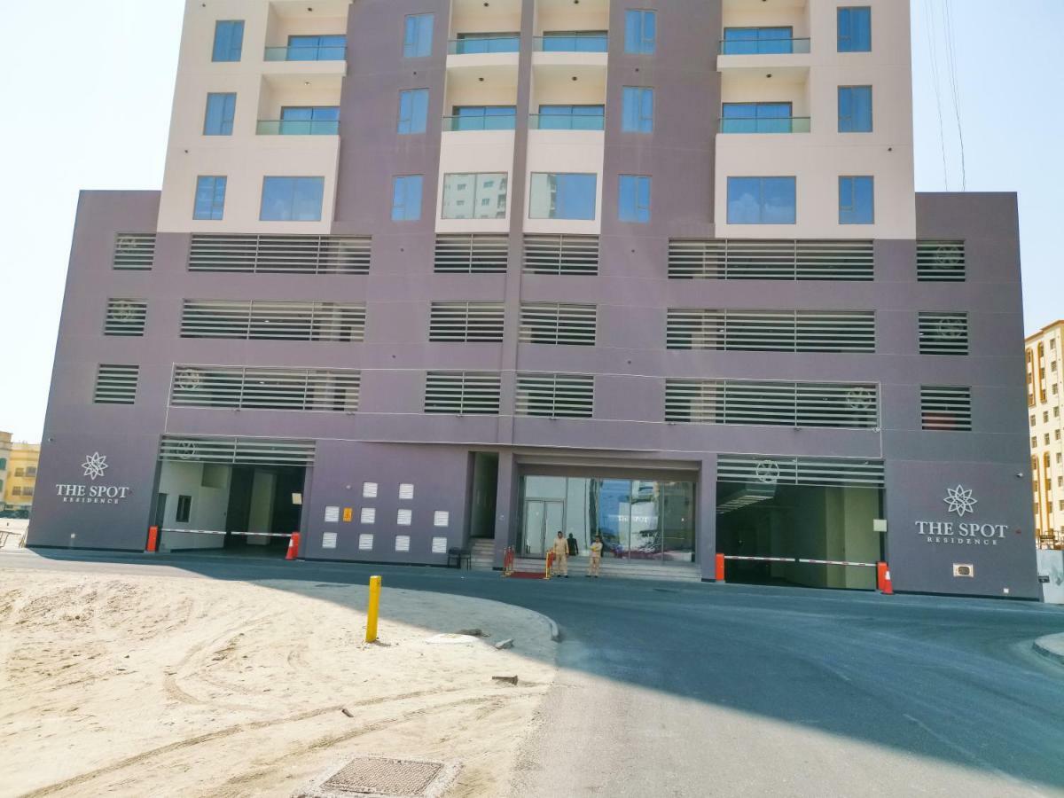 The Spot Residence Manama Luaran gambar